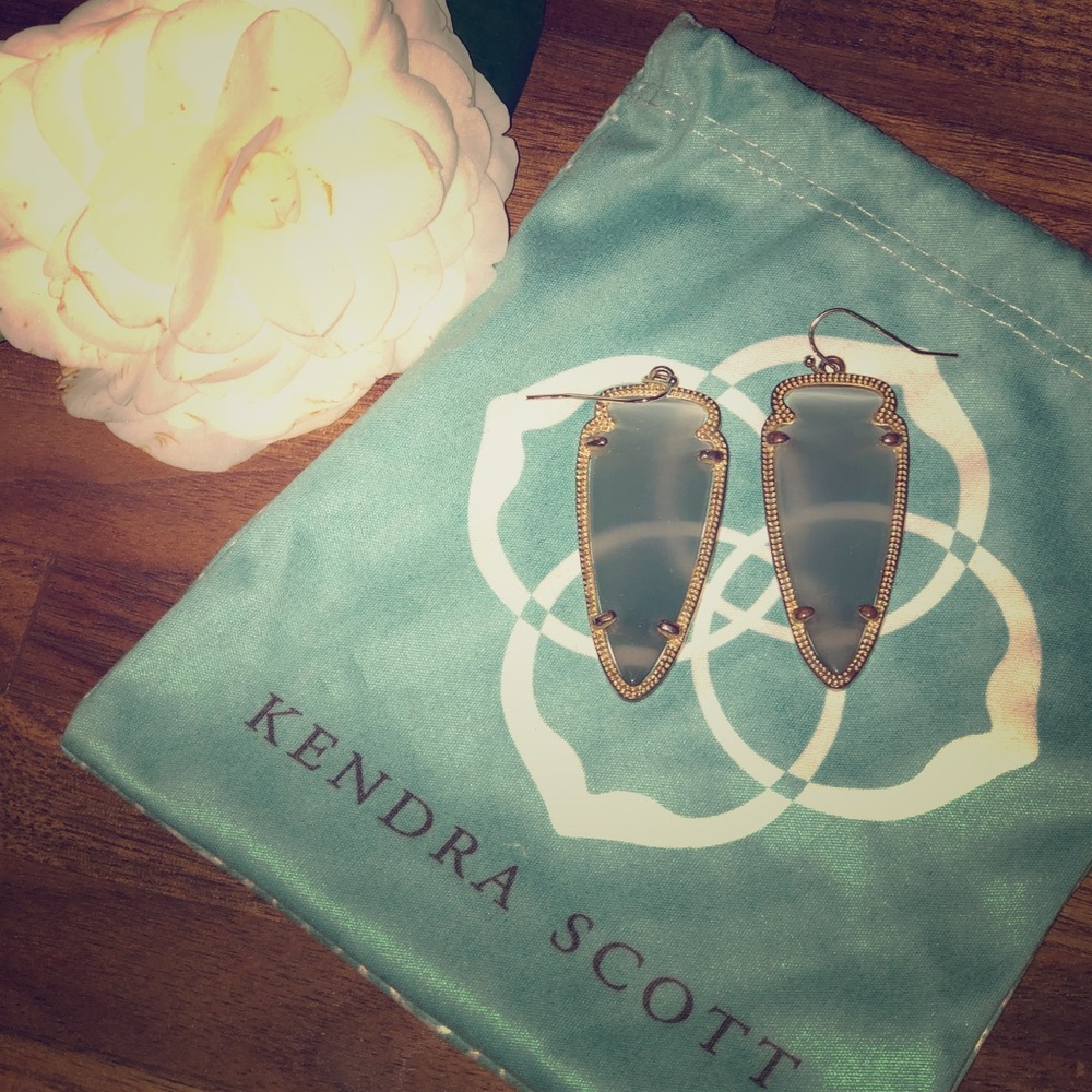 Slate Kendra Scott Skylar earrings
